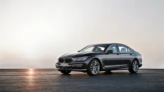 BMW offering light-up LED kidney grilles for 2020 5 Series - Autoblog
