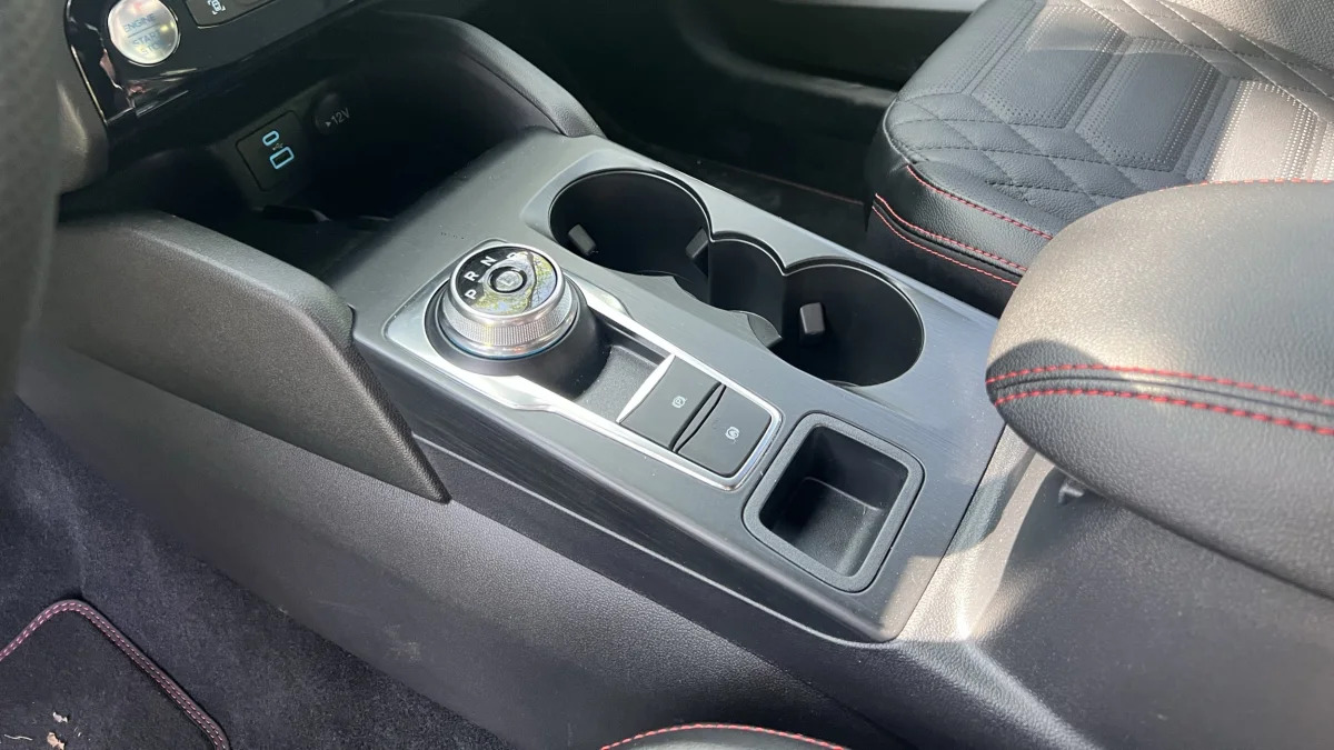 2023 Ford Escape - Front cupholders