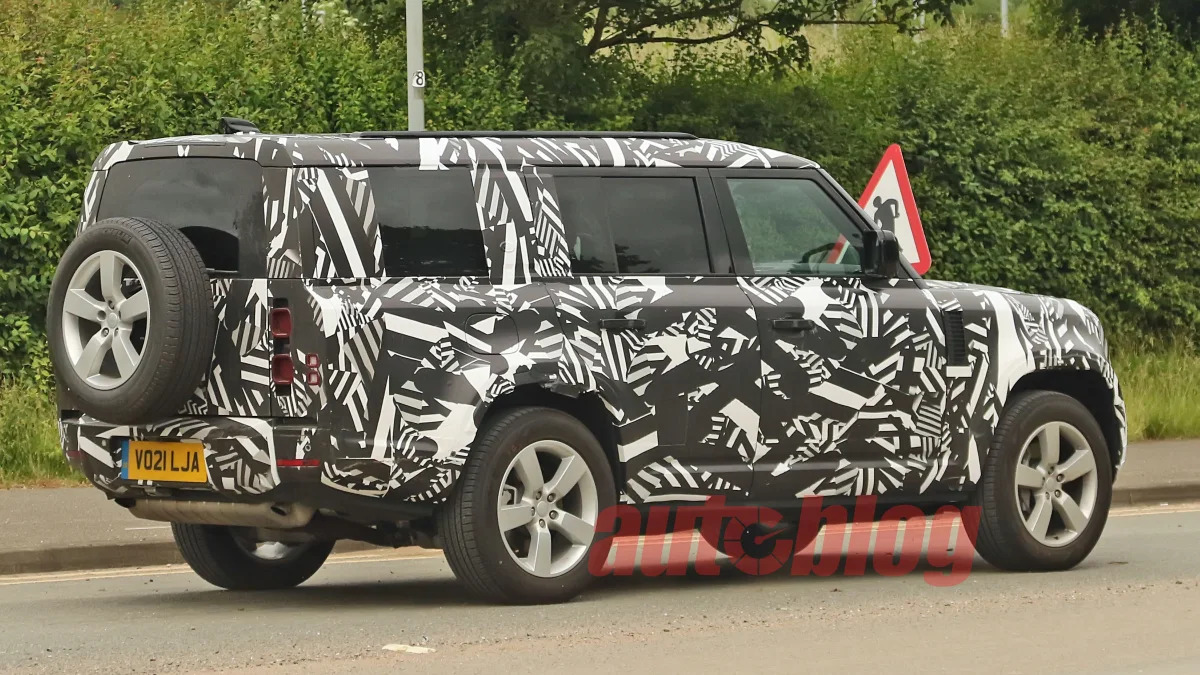 Land Rover Defender 130 Breaks Cover In New Spy Photos Autoblog