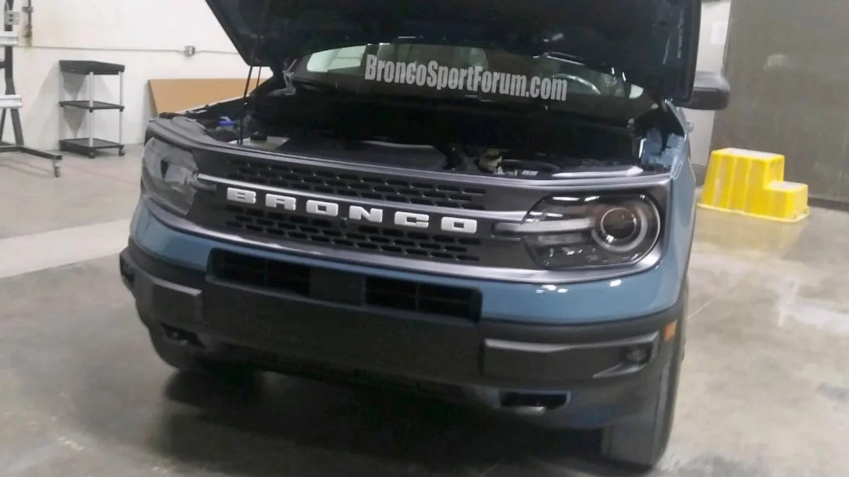 2021 Ford Bronco Sport leak