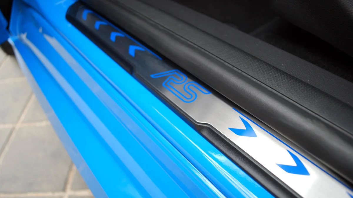 2016 Ford Focus RS sill plate