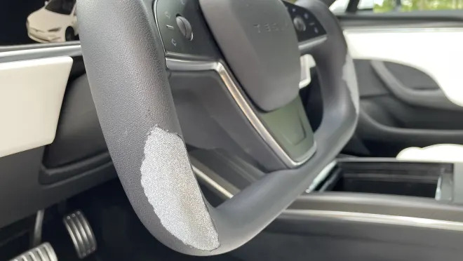 2022 Tesla Model S Plaid Interior Review: Where's the Plaid?