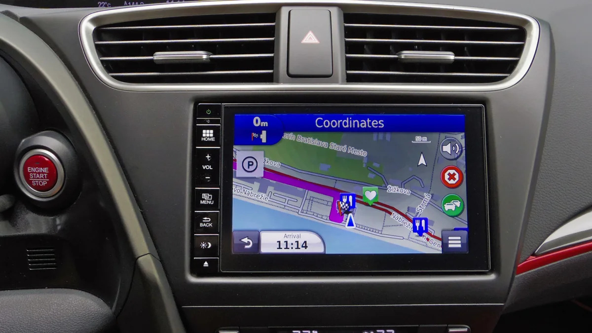 2015 Honda Civic Type R navigation system