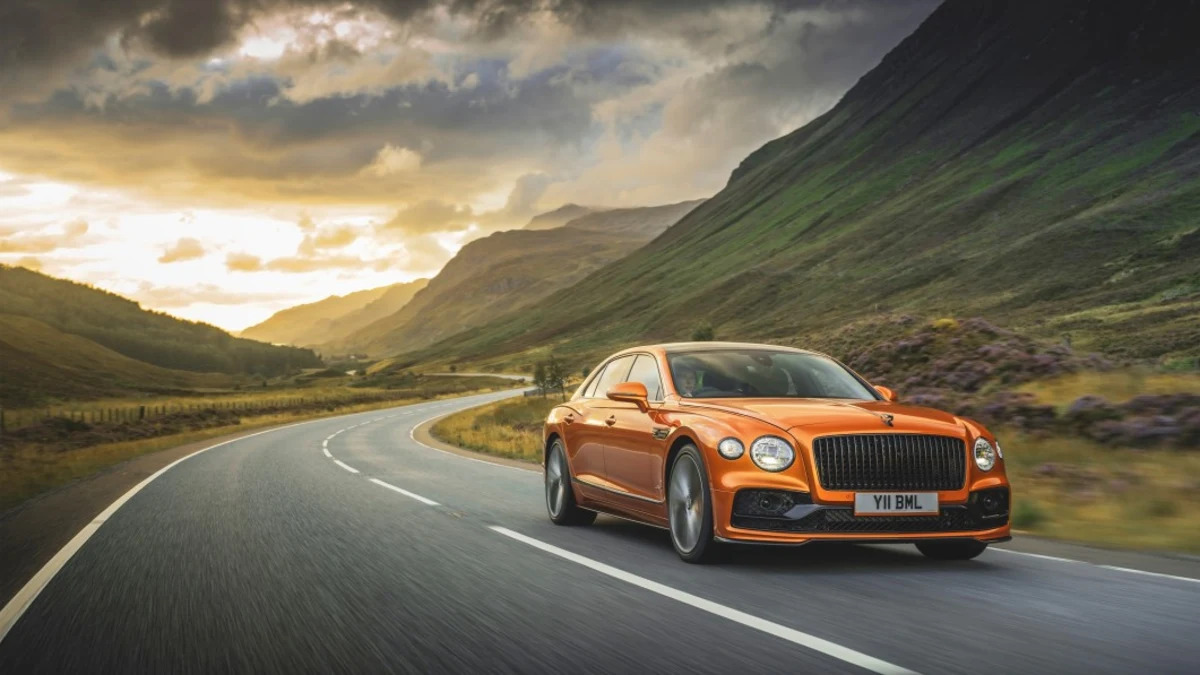 2023 Bentley Flying Spur Speed keeps the W12 alive with 626 horsepower