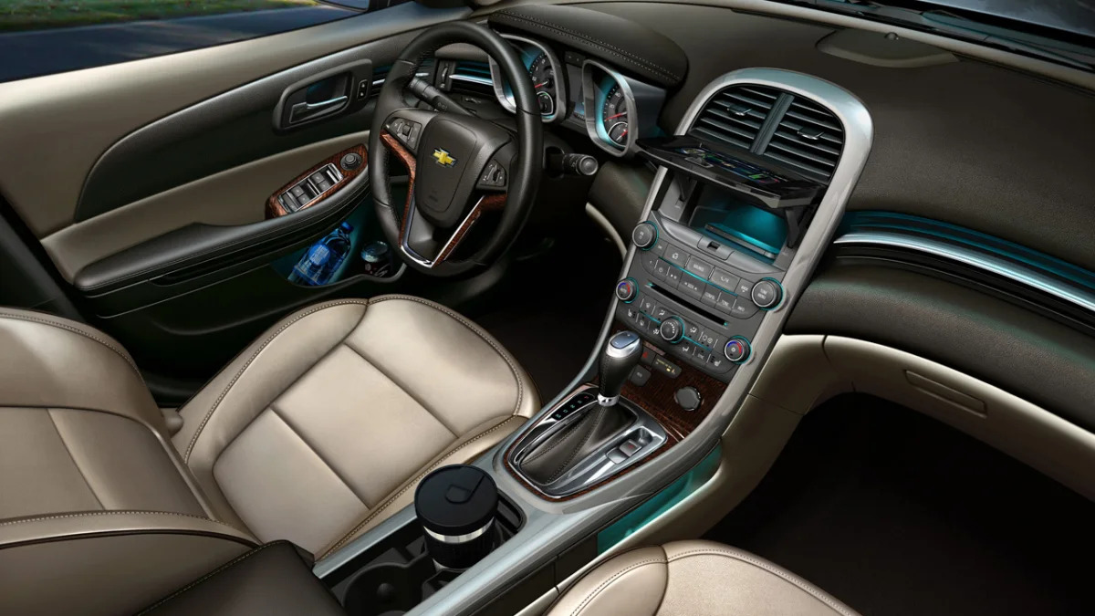 2013 Chevrolet Malibu ECO interior