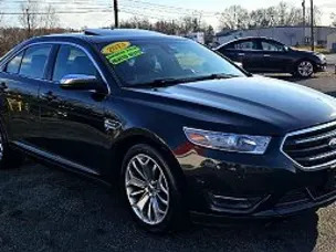 2013 Ford Taurus Limited Edition