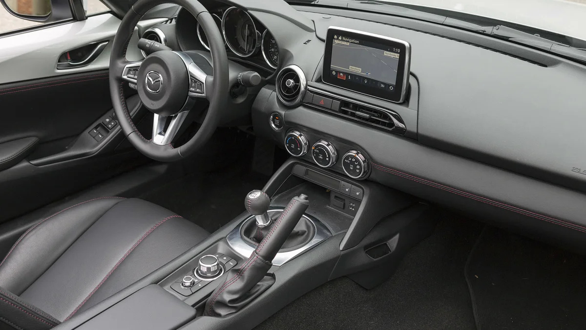 2016 Mazda MX-5 Miata interior