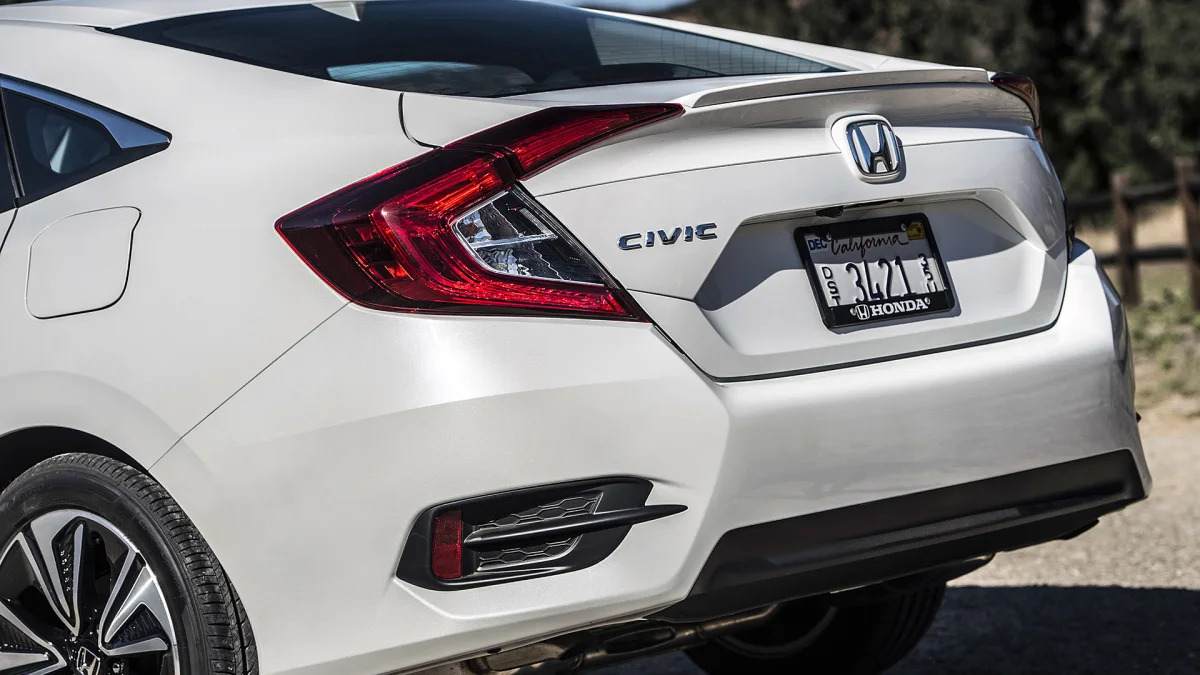 2016 Honda Civic rear detail