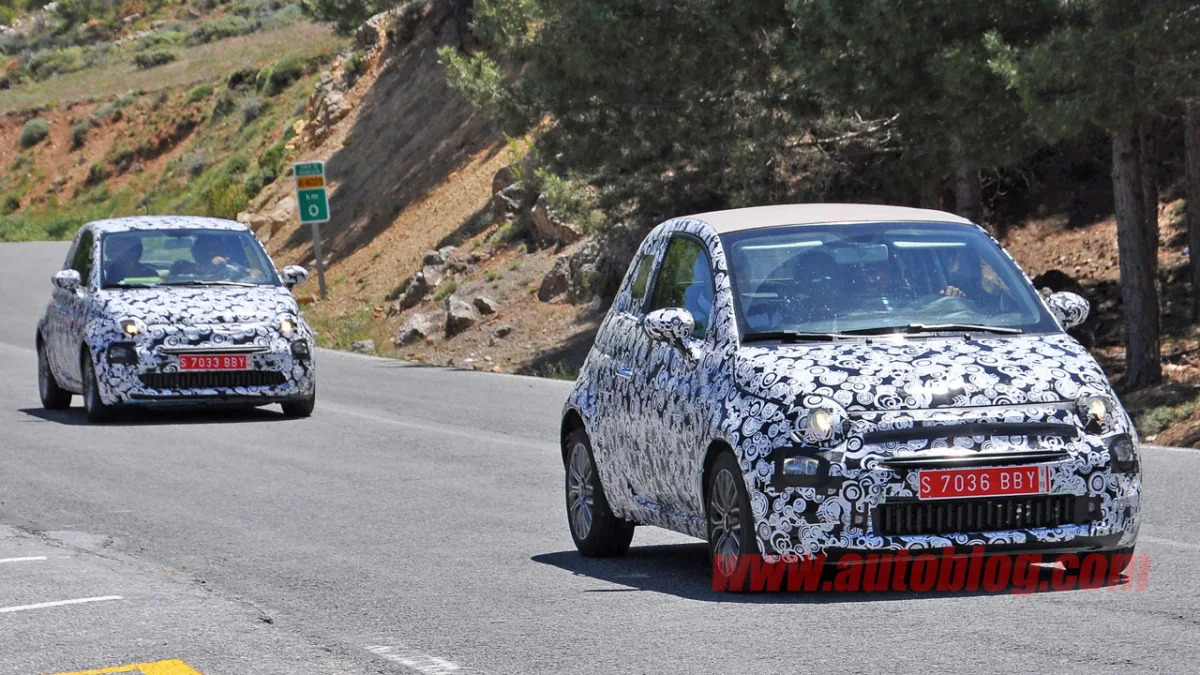 fiat 500 and 500c front three quarters camouflaged spy shots