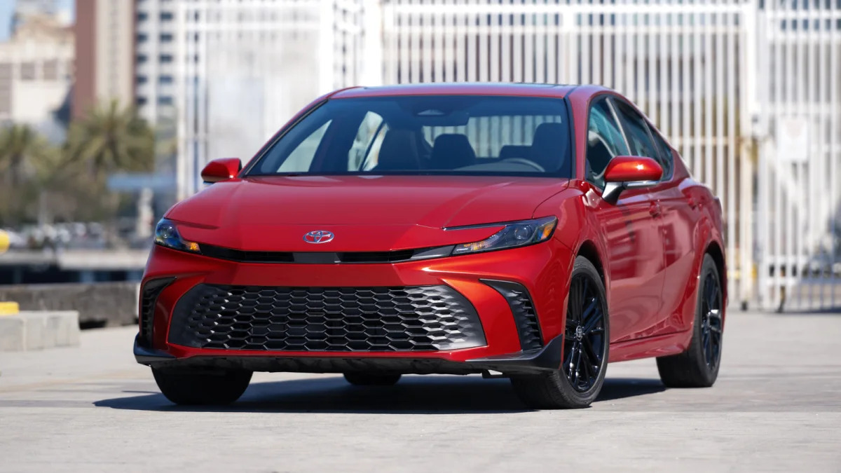 2025 Toyota Camry Trim Levels Photo Gallery