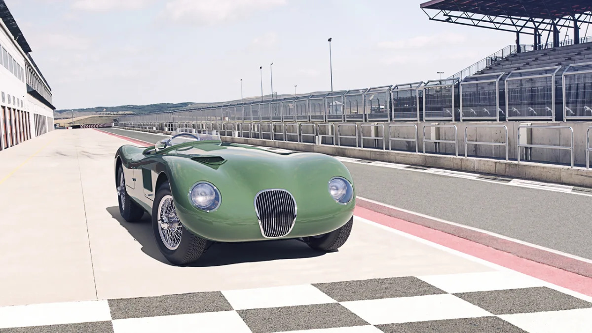 Jaguar Classic C-type_front3q paddock