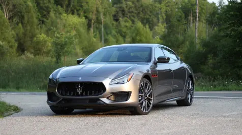 <h6><u>2021 Maserati Quattroporte Trofeo</u></h6>