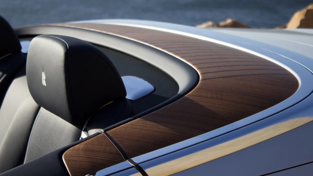 2016 Rolls-Royce Dawn wood trim