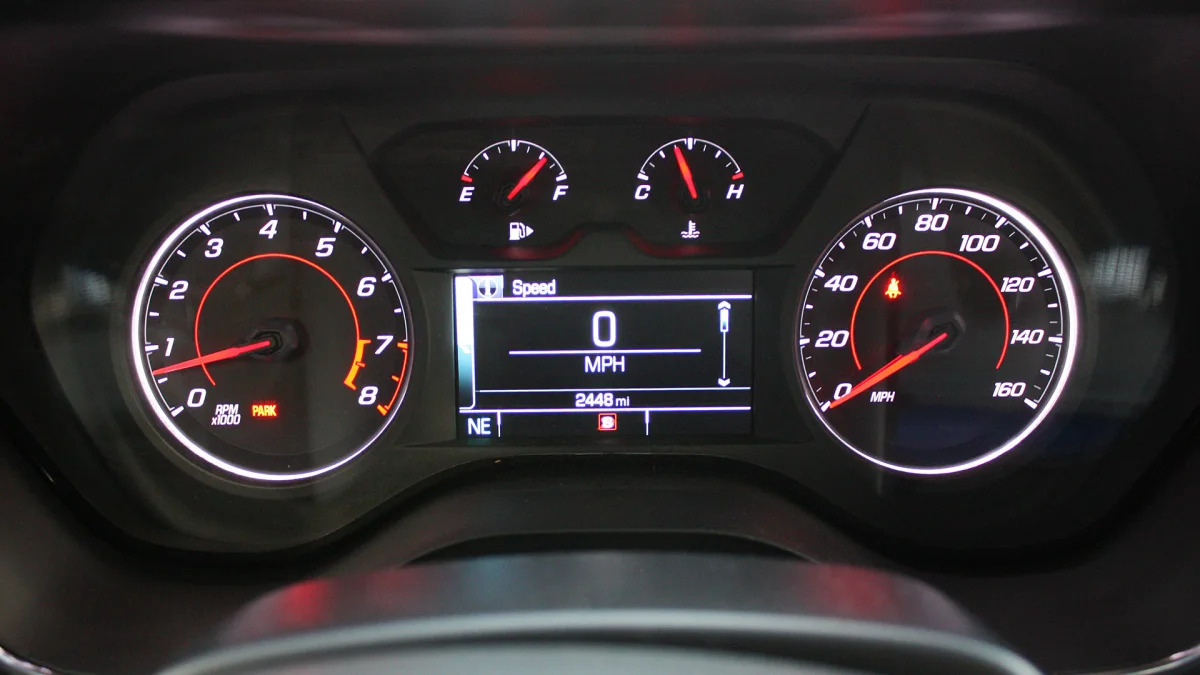 2016 Chevrolet Camaro gauges