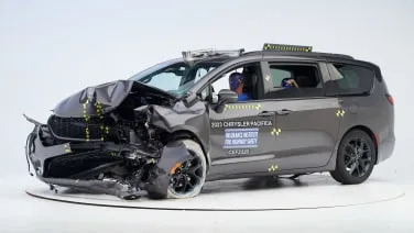 IIHS study finds minivans are unsafe for second-row passengers