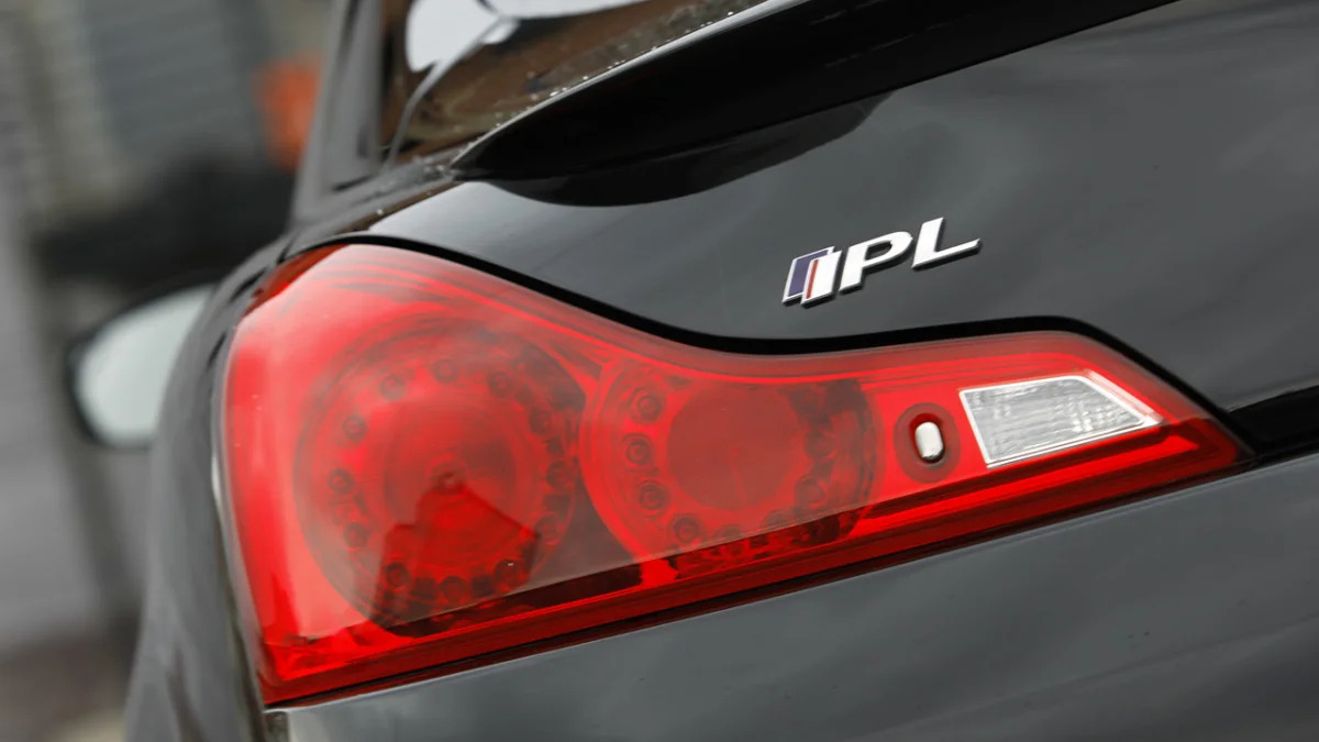 2012 Infiniti G37 IPL