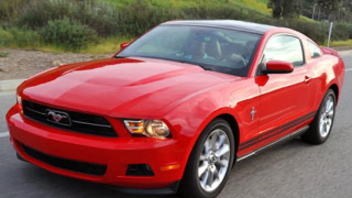 Sports Car: 2010 Ford Mustang