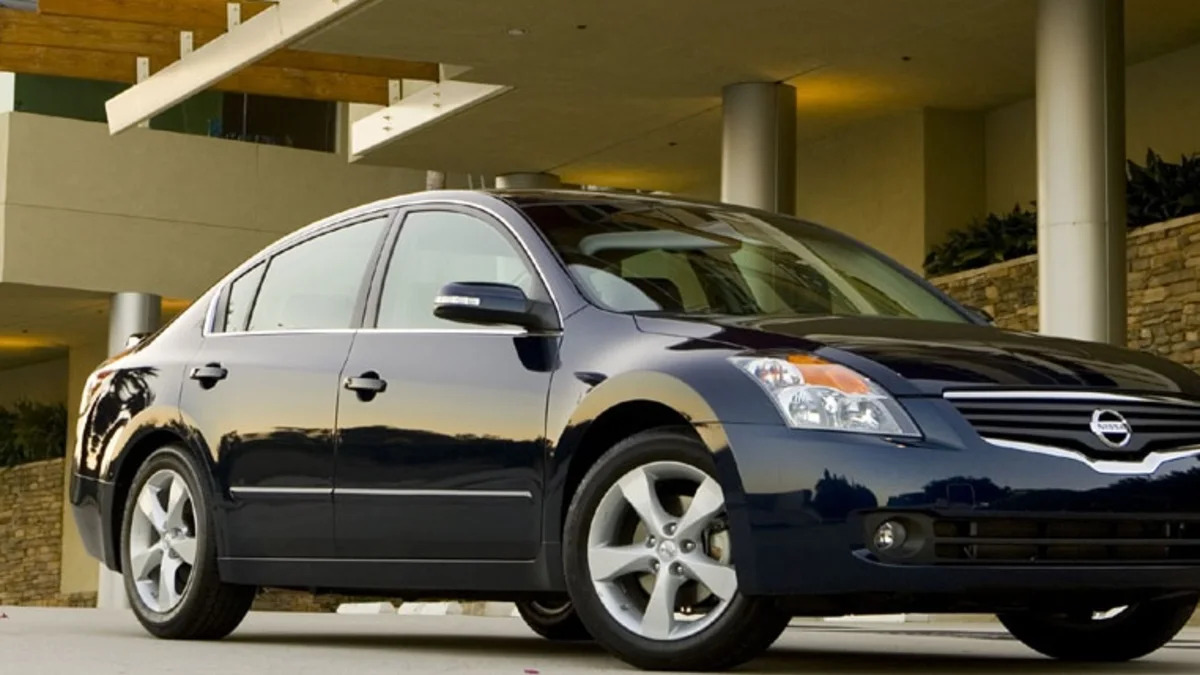 10: Nissan Altima - 10,828 sold