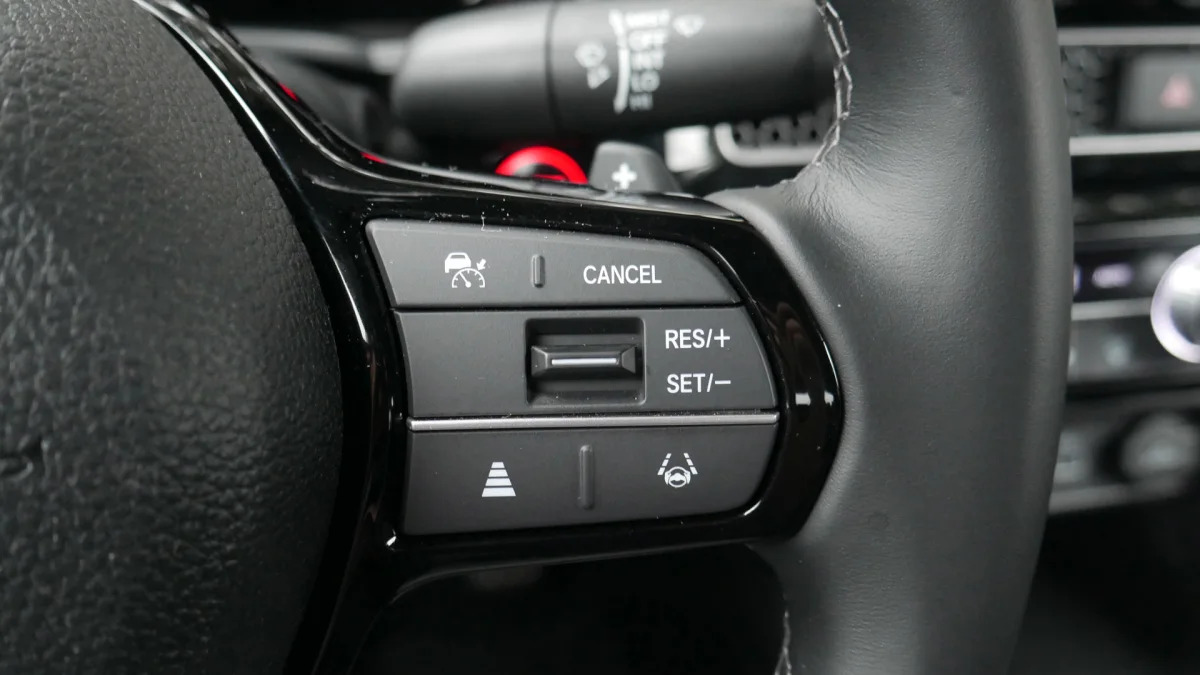 2022 Honda Civic Sport wheel cruise controls