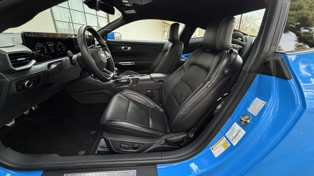 2024 Ford Mustang GT standard seats