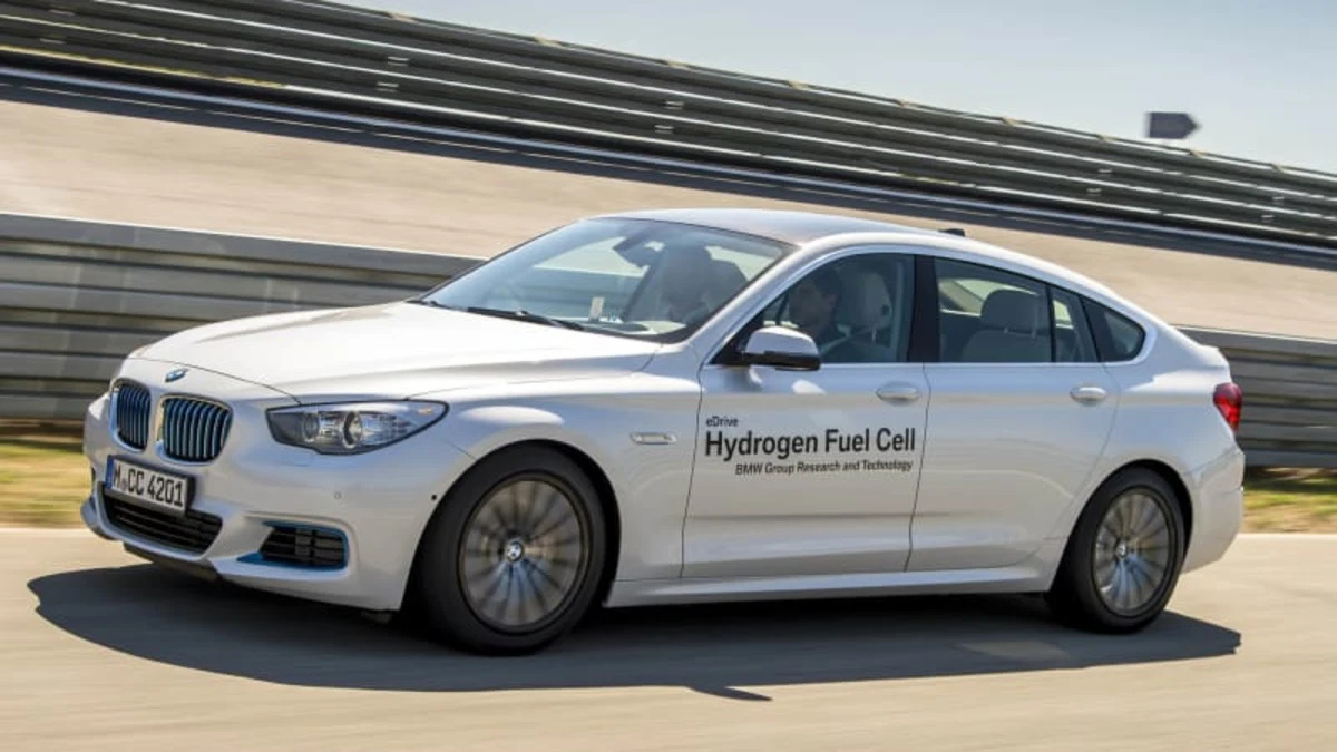 BMW shows off 245-hp, hydrogen-powered 5 Series GT