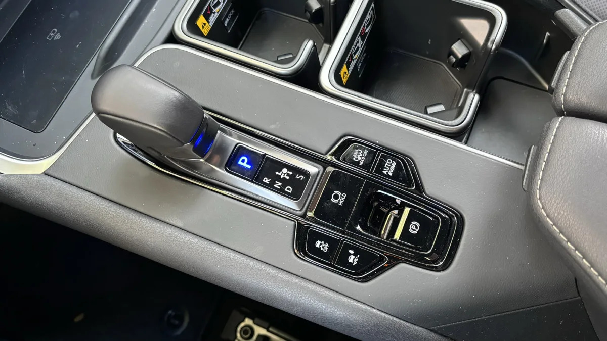 2024 Lexus TX 550h+ drive controls