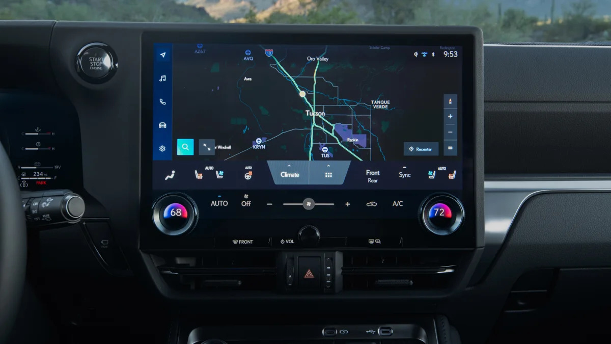 2024 Lexus GX 550 Overtrail touchscreen