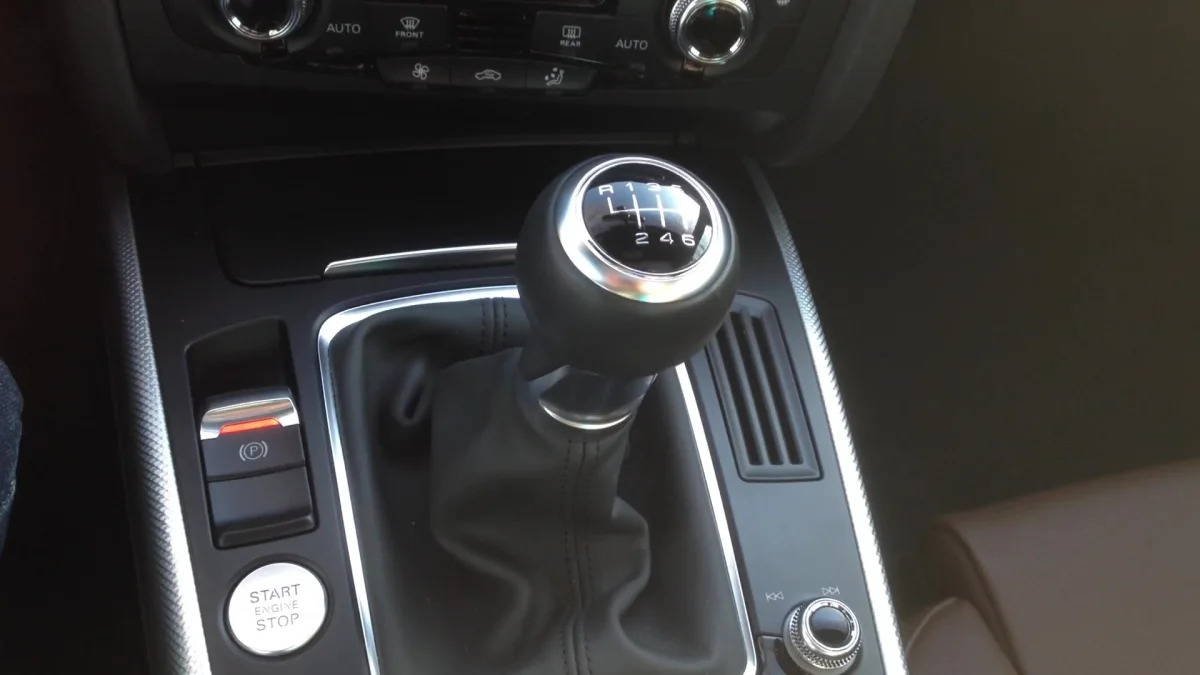 2015 Audi A5 Gear Shifter | Autoblog Short Cuts