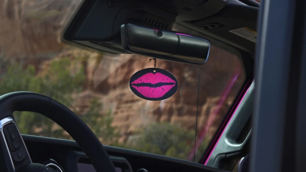 2023 Easter Jeep Safari: The search for the missing pink