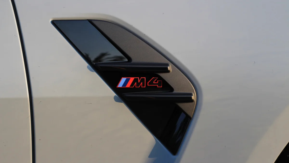 2023 BMW M4 CSL