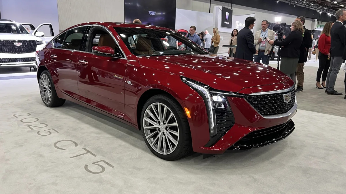 2025 Cadillac CT5 Live at 2023 Detroit Auto Show Photo Gallery