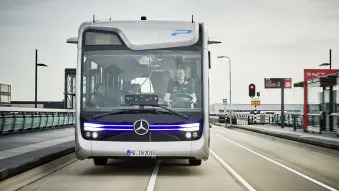 Mercedes-Benz Future Bus with City Pilot