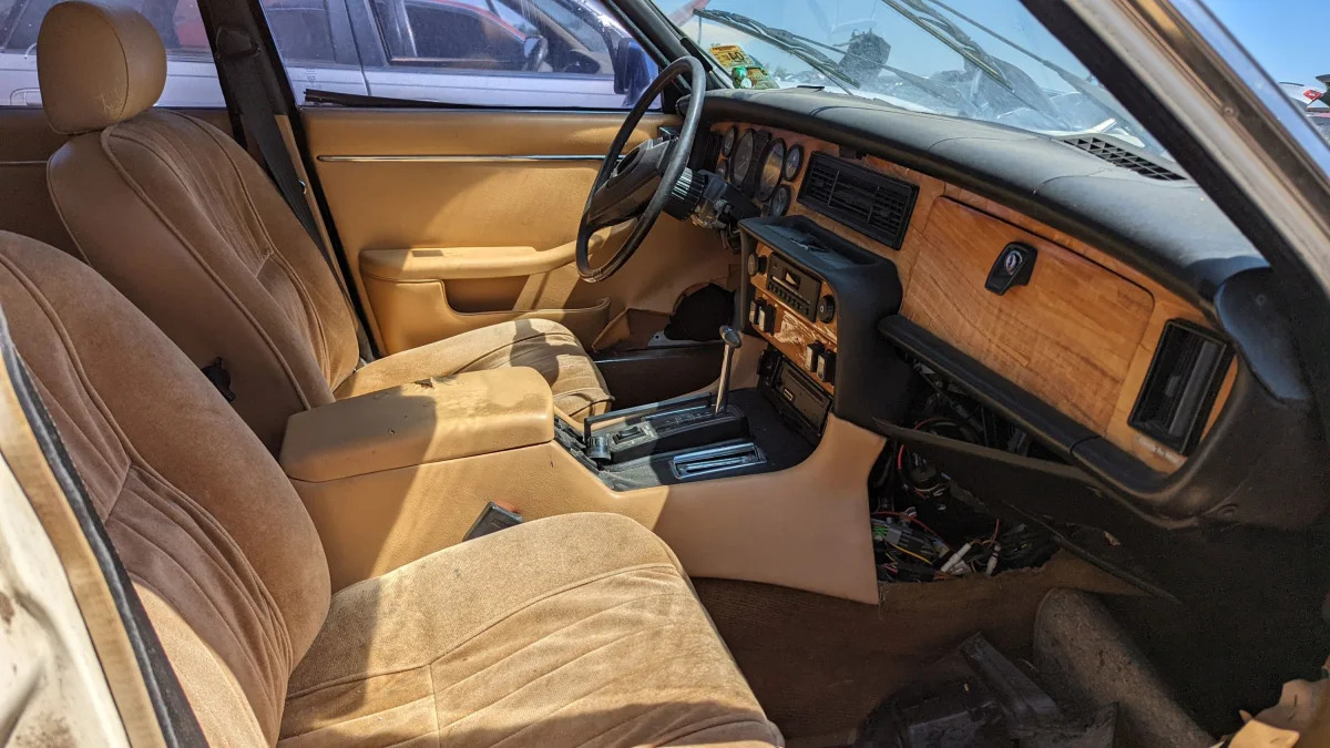 36 - 1984 Jaguar XJ6 in Colorado junkyard - Photo by Murilee Martin