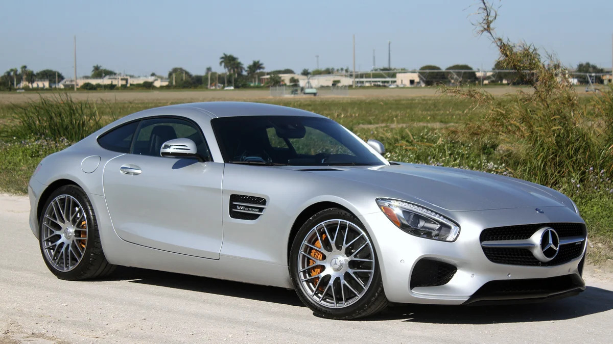 Mercedes-AMG GT S front 3/4 view