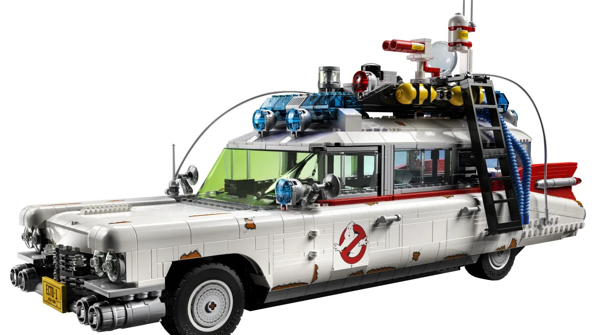 Lego Ghostbusters ECTO-1 10274_Front_01_02