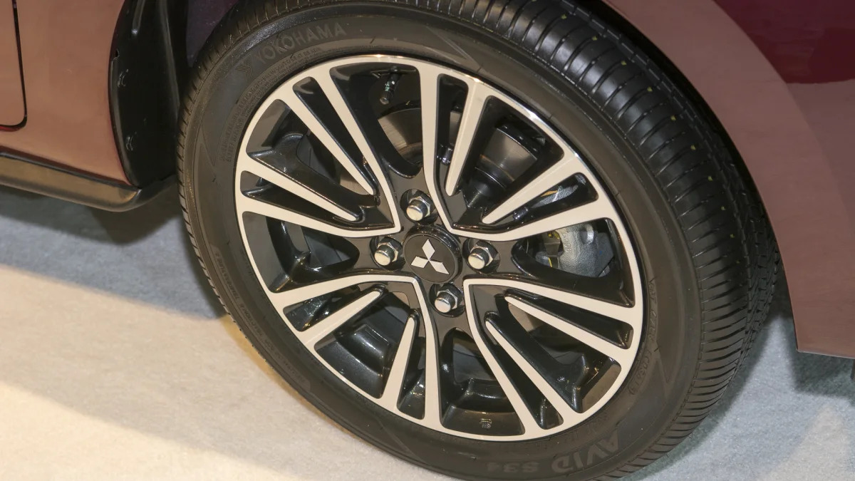 mirage mitsubishi wheel 2017 hatchback
