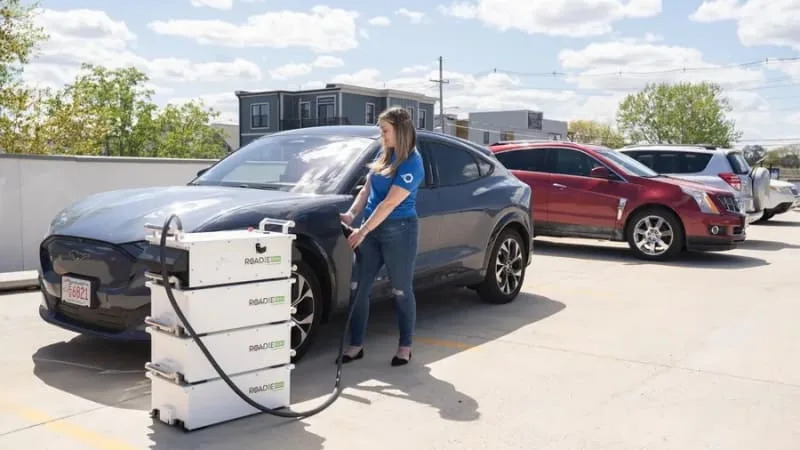 Mobile EV chargers aim to fill public charging gaps