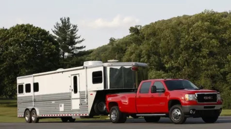 <h6><u>GMC back atop HD truck towing and payload ratings</u></h6>