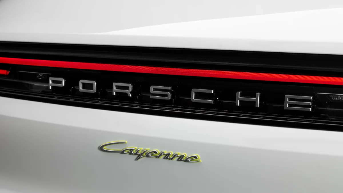 2024 Porsche Cayenne Coupe E-Hybrid