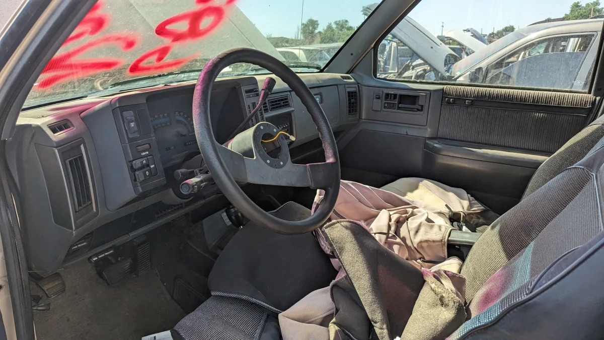 06 - 1988 Chevrolet Blazer in Colorado junkyard - photo by Murilee Martin