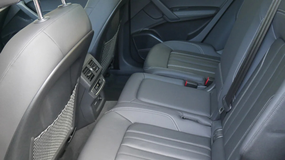 2021 Audi Q5 sliding back seat travel