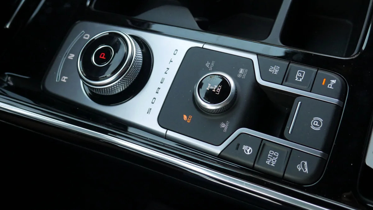 2022 Kia Sorento Plug-In Hybrid center console controls