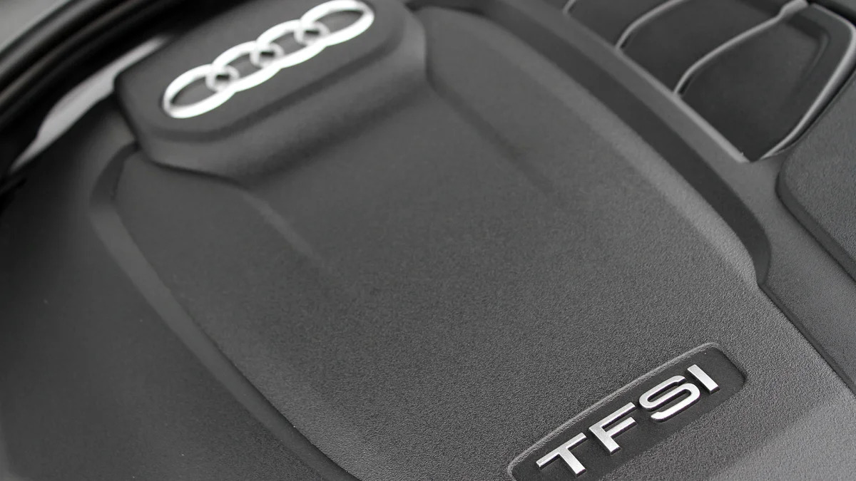 2016 Audi A6 engine detail
