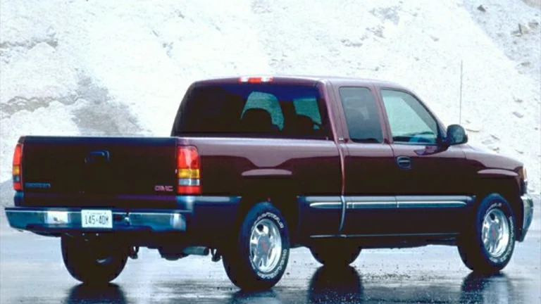 2000 GMC Sierra 1500 SLT 3dr 4x2 Extended Cab 6.6 ft. box 143.5 in. WB