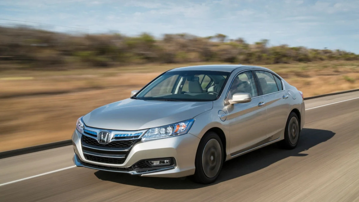 2014 Honda Accord Plug-In Hybrid front three-quarter