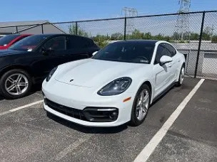 2021 Porsche Panamera 