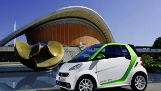 Smart ForTwo 2012 reviews, technical data, prices