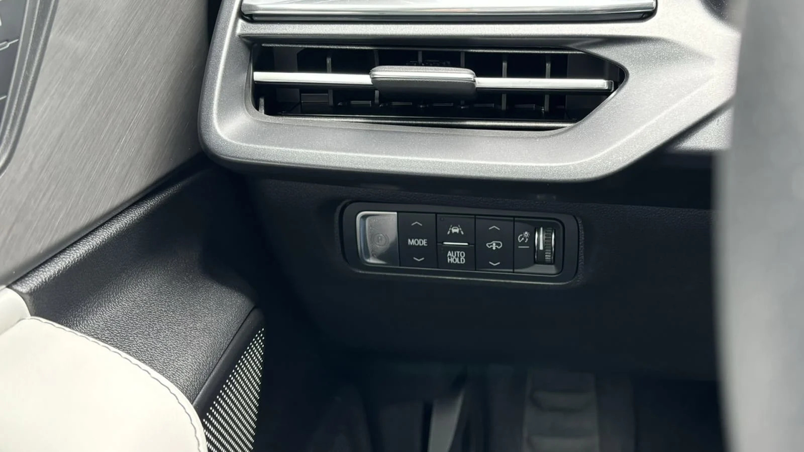 Acura ZDX Type S driving mode button