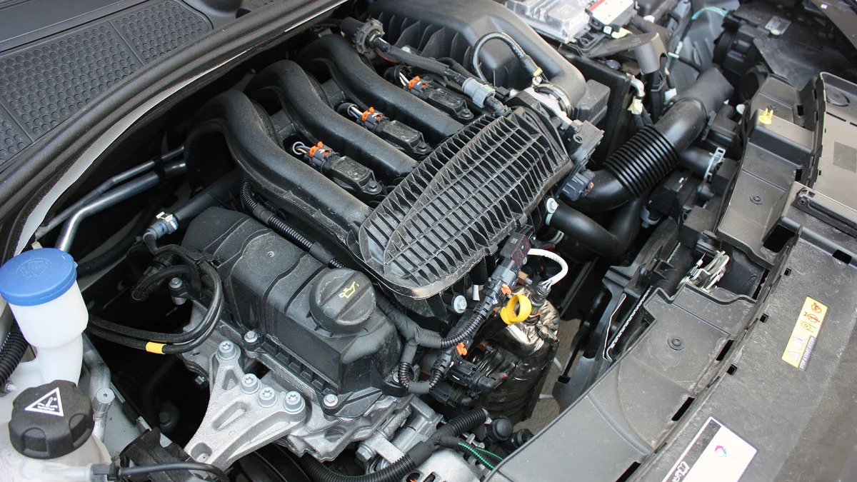 2015 Citroën C4 Cactus engine