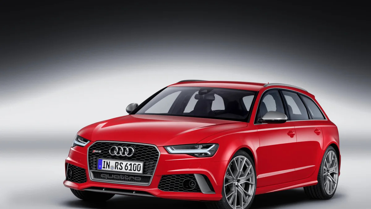 red audi rs6 avant performance in the studio